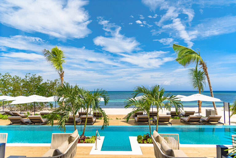 How to Manage All-Inclusive Resorts Tipping Protocols: Strategy Guide